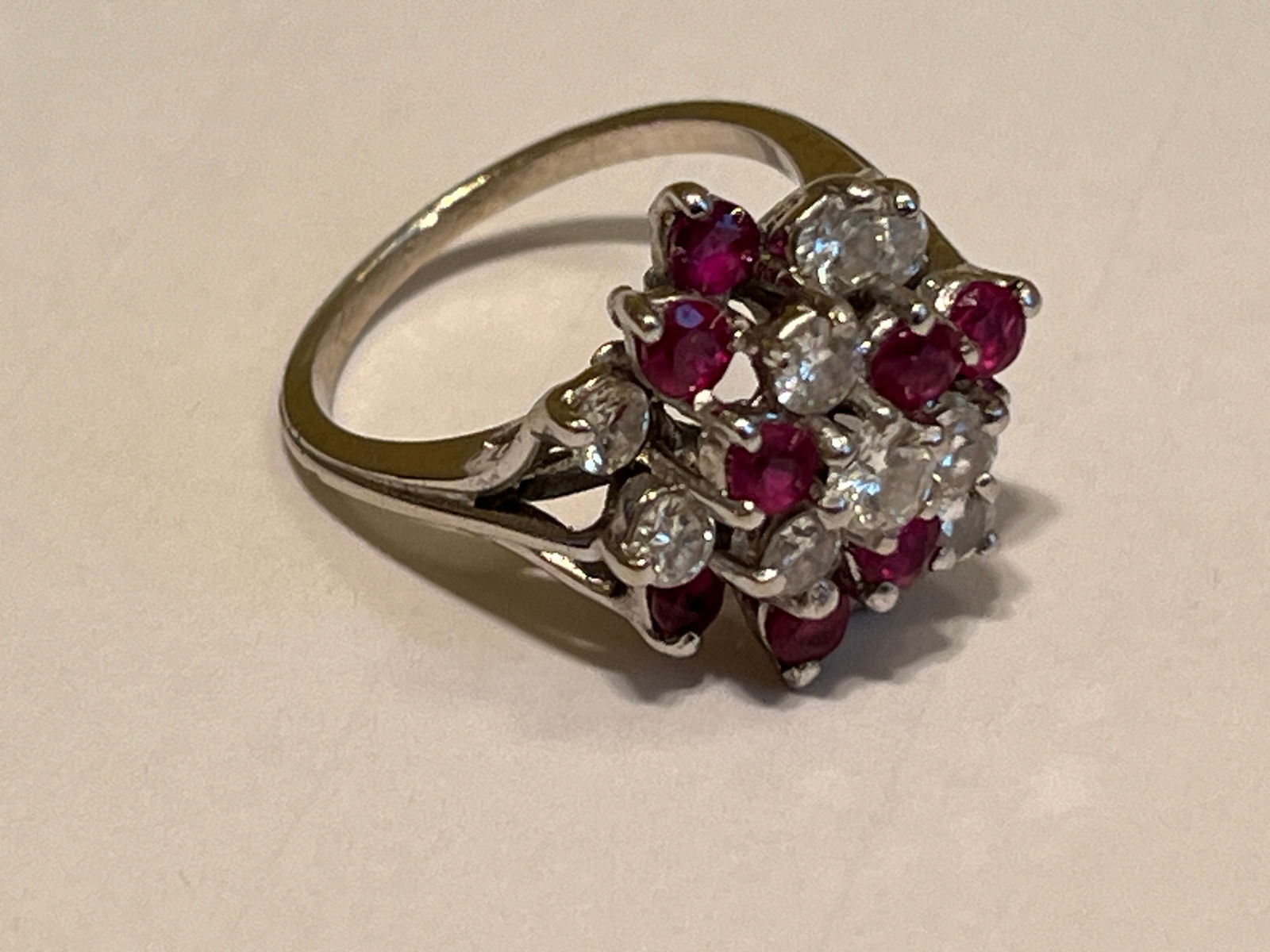 14k YG Dia/Ruby Ring (1 of 2)