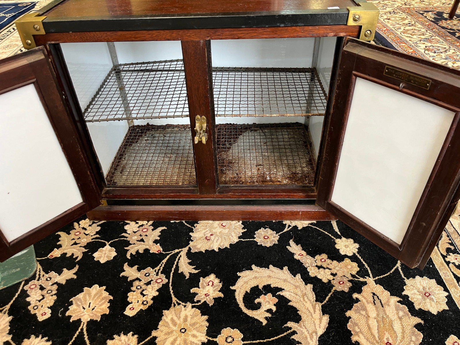 Humidor: Lou Sahadi's Personal Rosewood Humidor, Bronze Door Latches. 17.5h x 23w x 13.5d, needs to be cleaned. Doesn't look like it's been used in a while, Wire shelves are rusty.