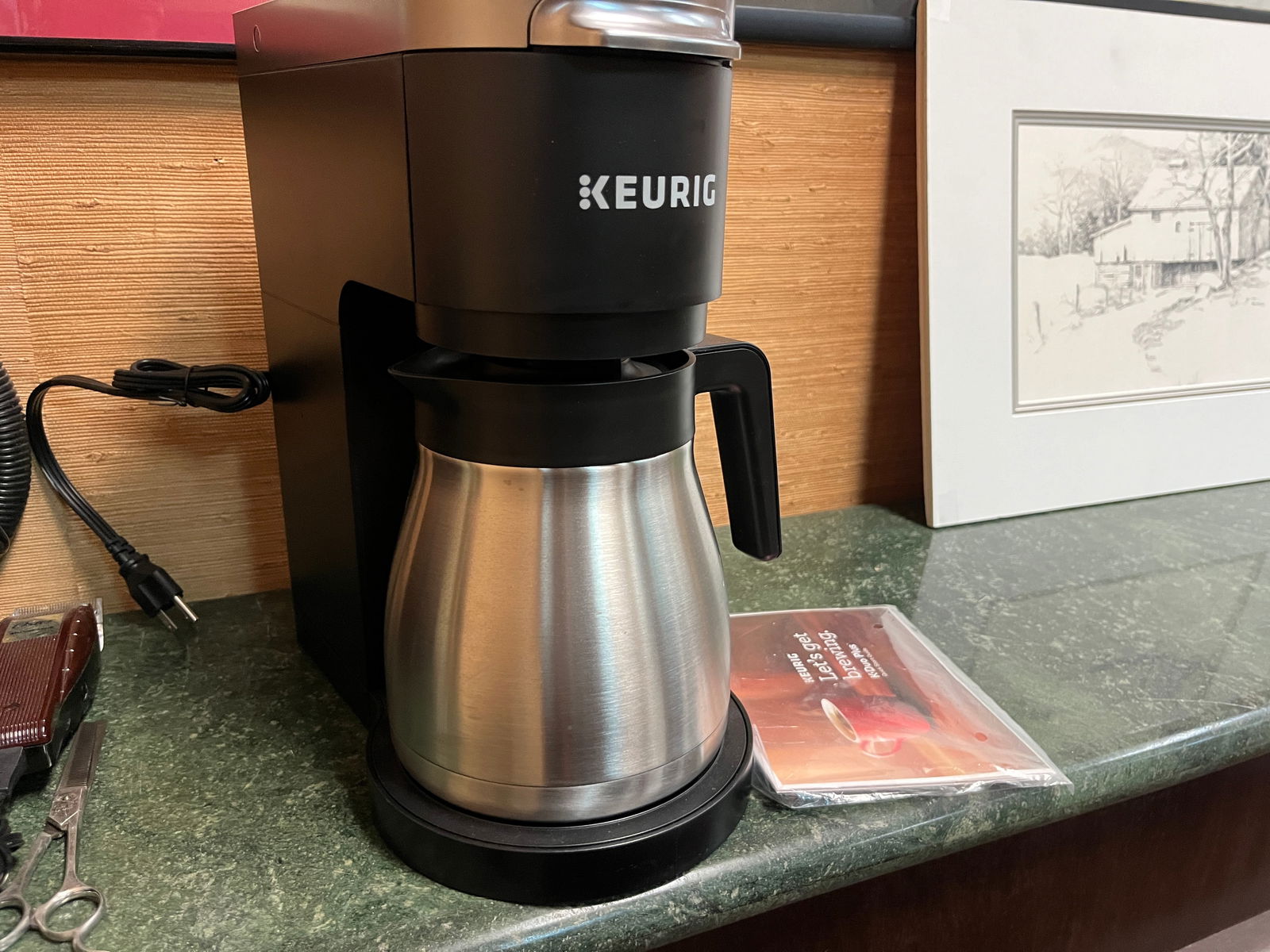 Keurig Coffee Maker (1 of 3)
