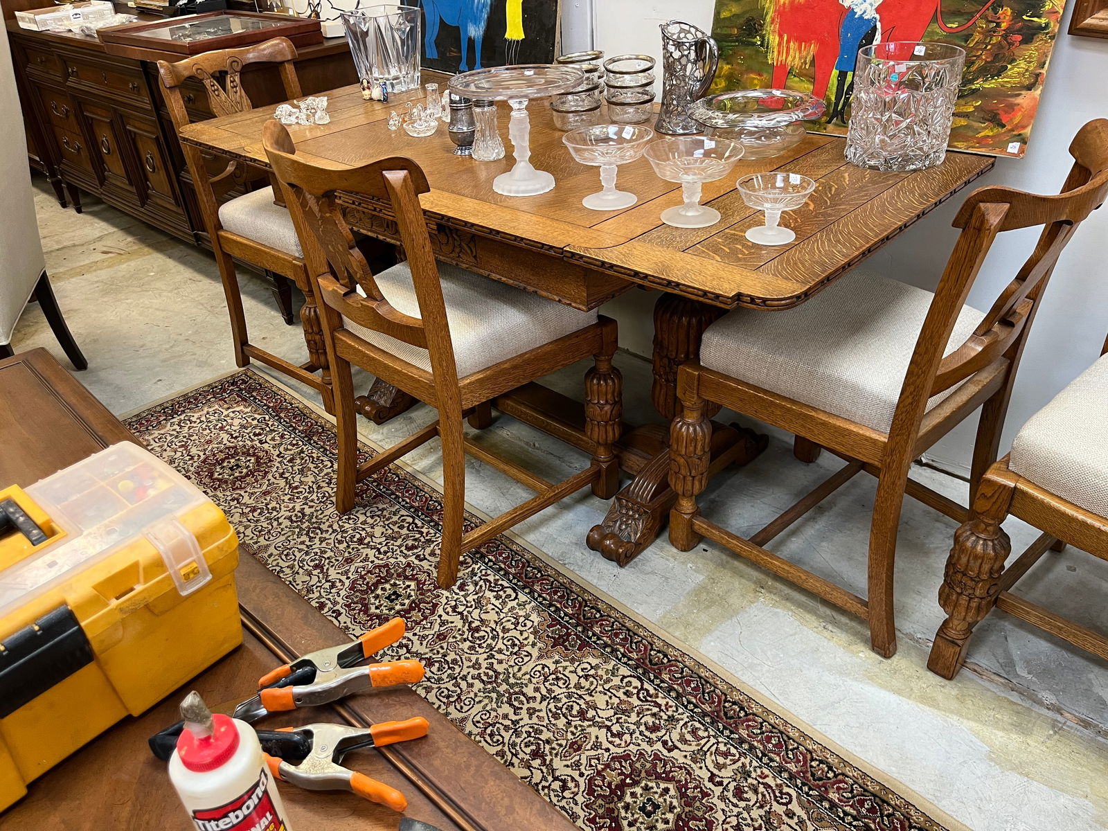 Tiger Oak British Table/Chairs (1 of 7)