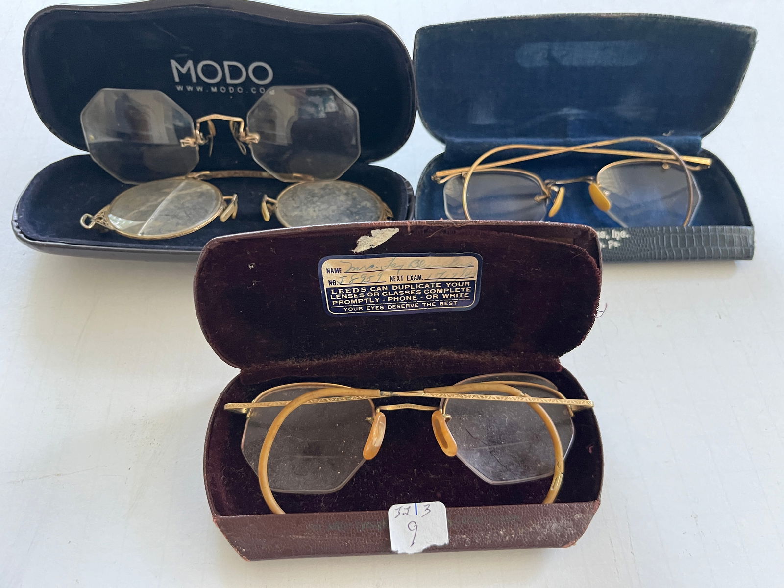 Vintage Eye Glasses: Assortment of Vintage Speckles