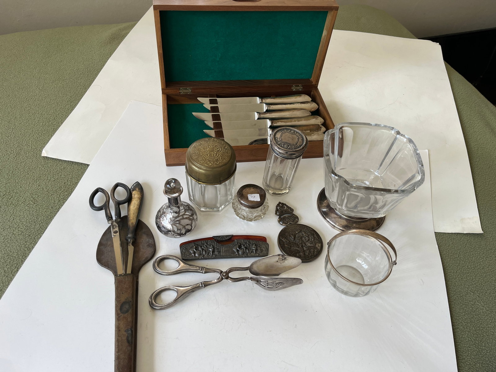 Box Lot (sterling handle knives plus): Box Lot (includes sterling handle knives, sissor, letter opener plus more)