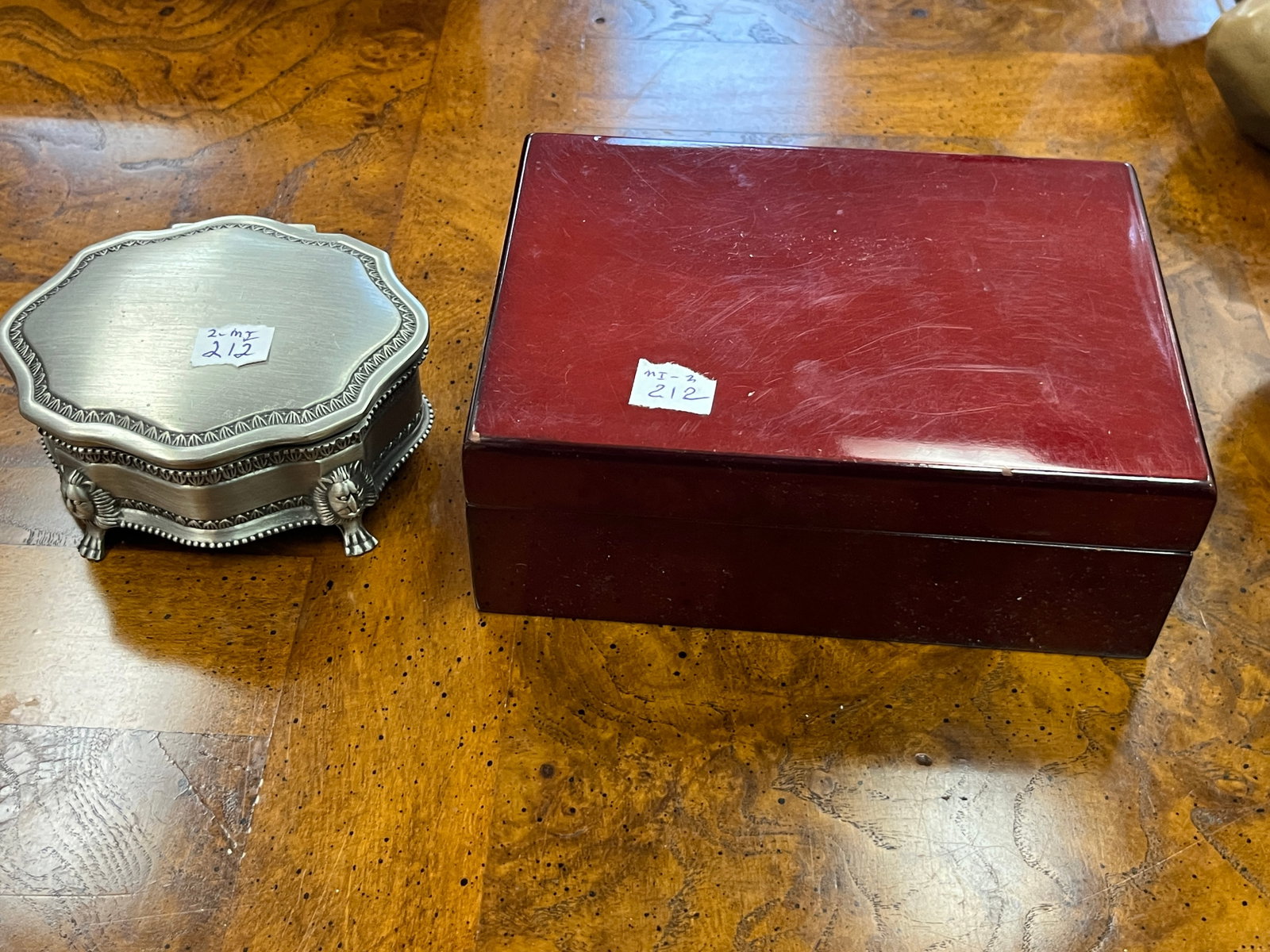 2-Jewelry Boxes: 2-Jewelry Boxes