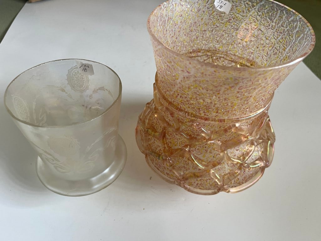 2-Vintage Globes: 2-Vintage Lamp Globes, 7 1/2"/2.7/8" & 5"/2 1/4"