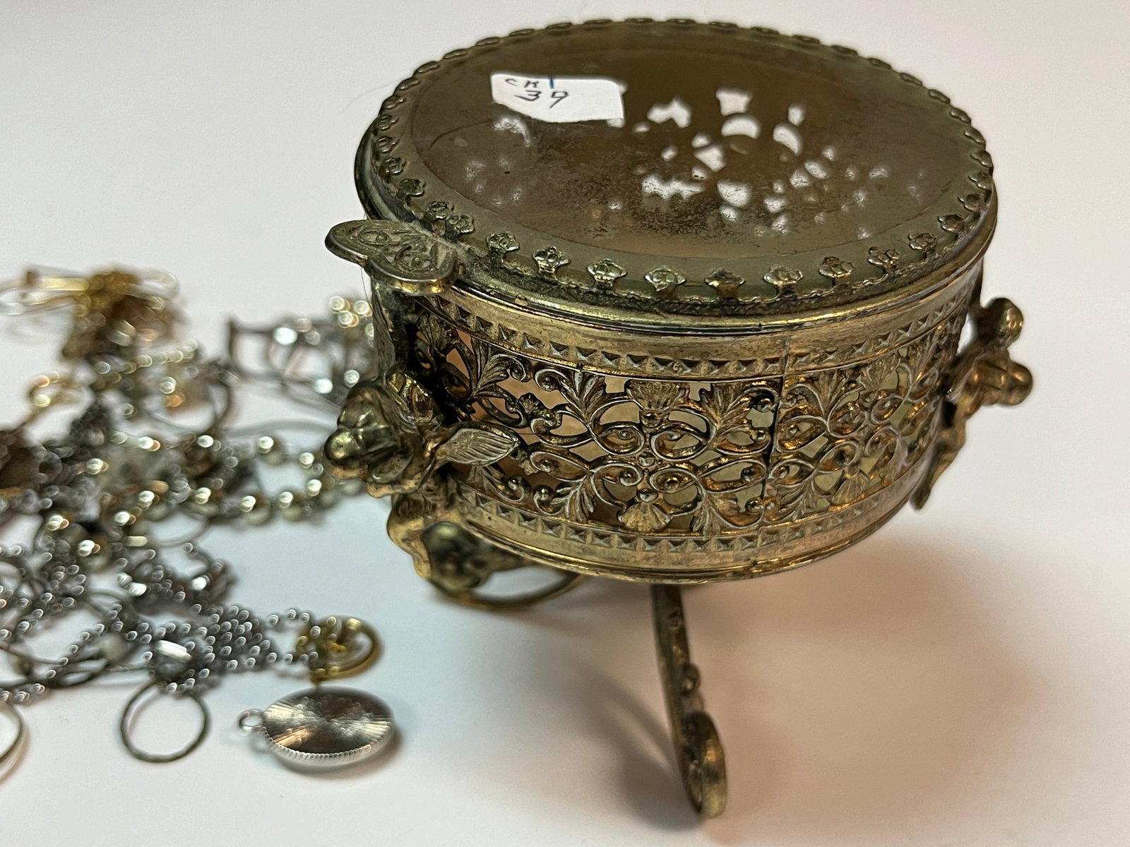 Gold Metal Angel Jewelry Casket: Gold Metal Angel Jewelry Casket full