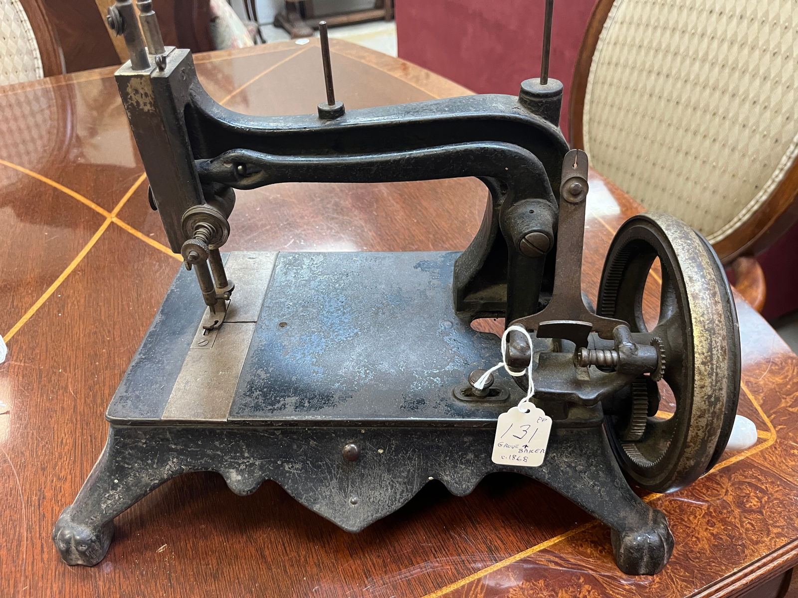 Hand Crank Sewing Machine (1 of 4)