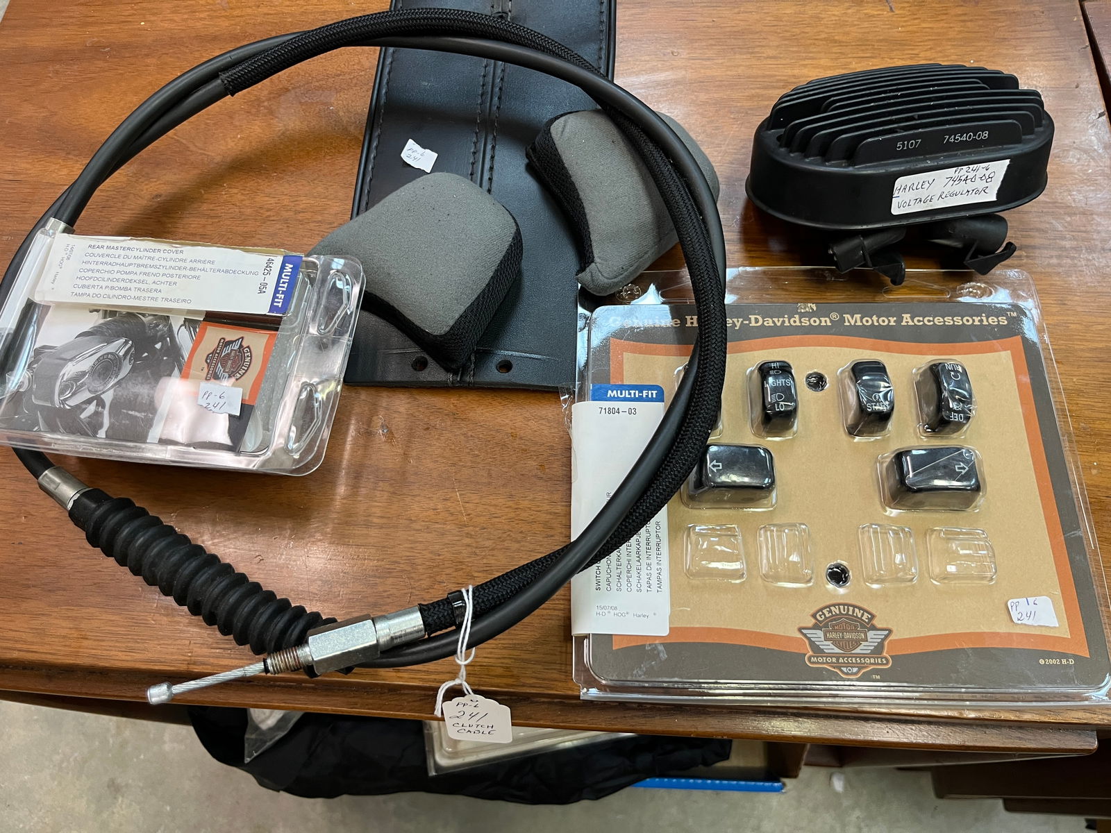 Harley Davidson Accessories (1 of 6)