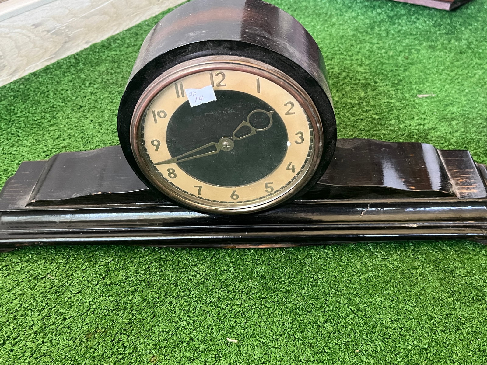 Mantle Clock: Mantle Clock