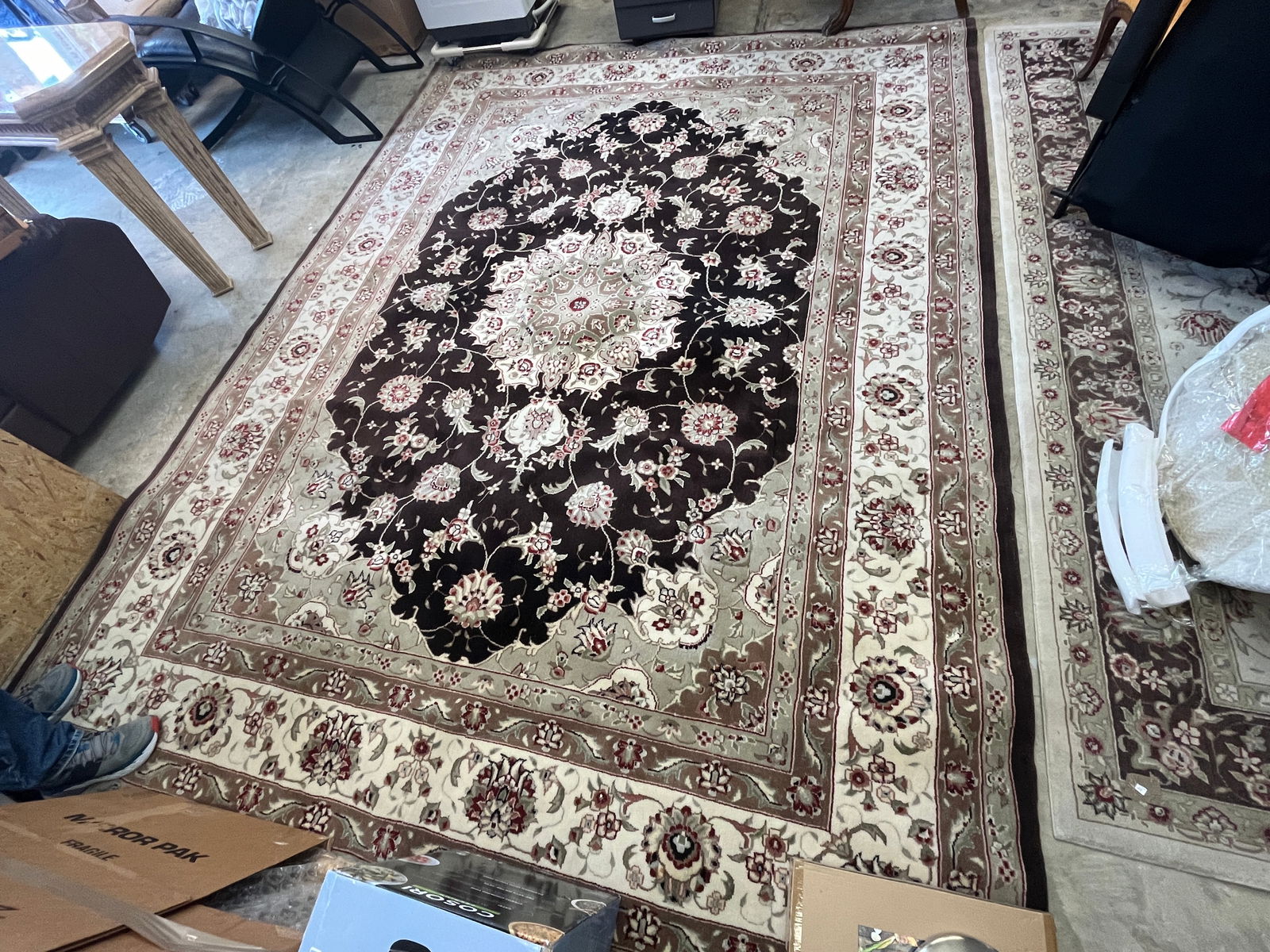 Beige Area Rug, 11'7x8'5" (1 of 2)