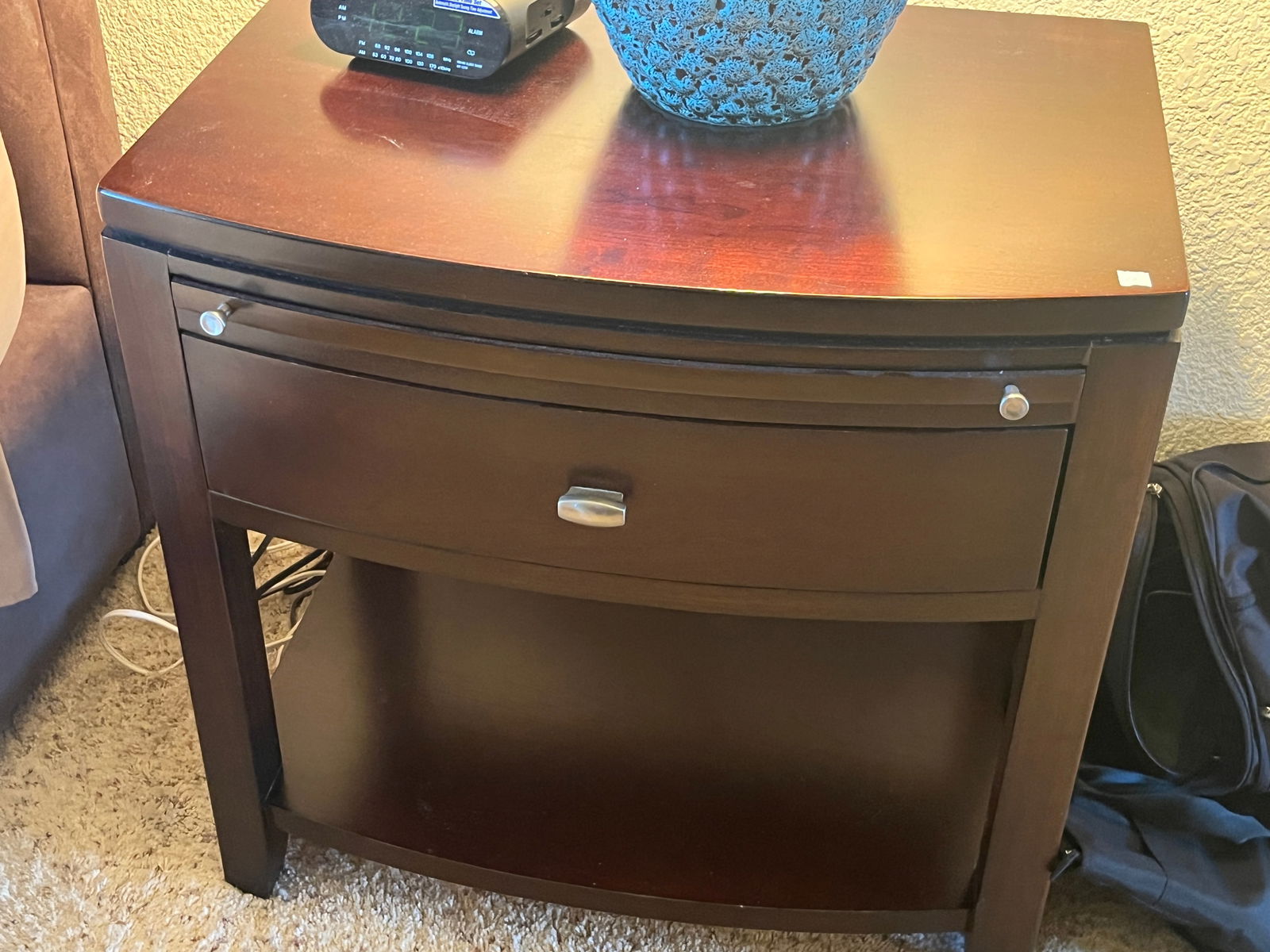 American Drew  Night Stands (1 of 4)