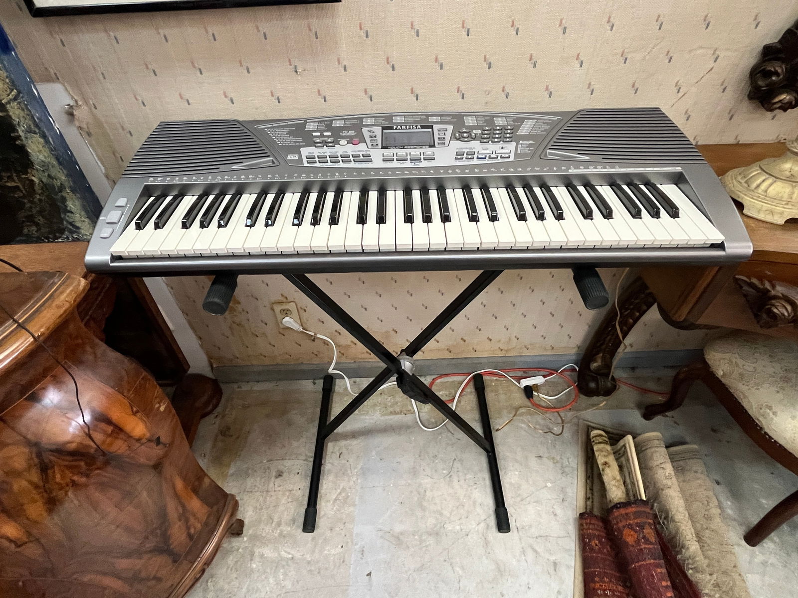 Farfisa Touch Response Keyboard (1 of 2)