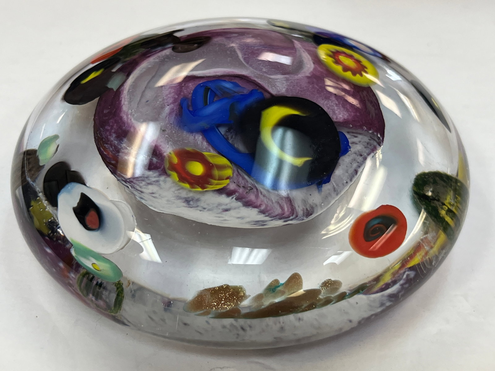 Art Glass Paper wt.: Art Glass Signed Paper wt. 2"h x 5"dia