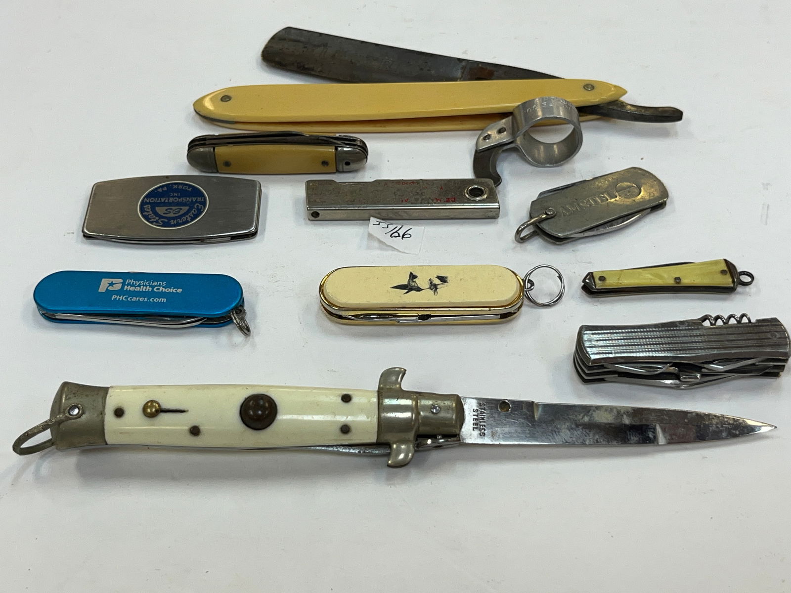 Bag Pocket Knives plus (1 of 1)