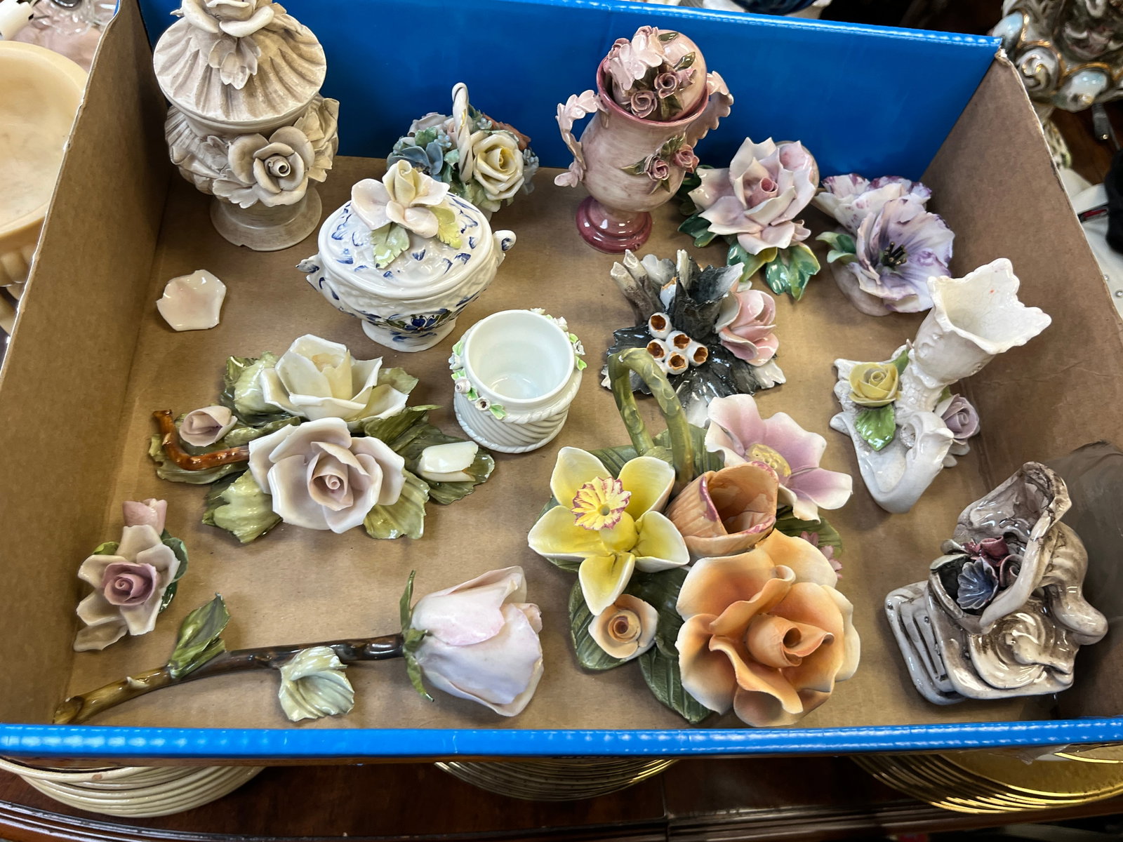 Box Lot Porcelain: Box Lot of Porcelain (several are Capodimonte)