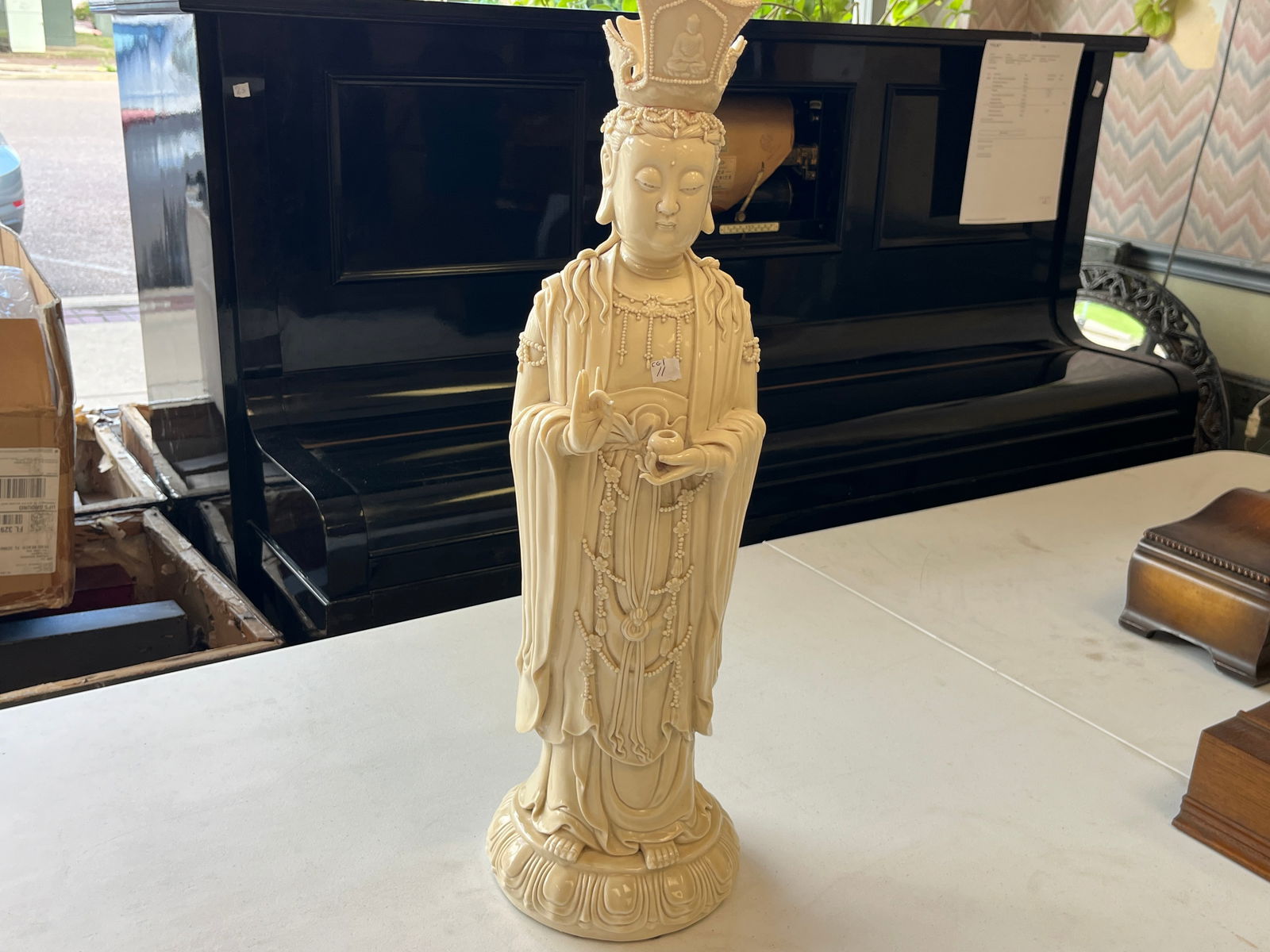 Chinese Guanyin Statue (1 of 7)