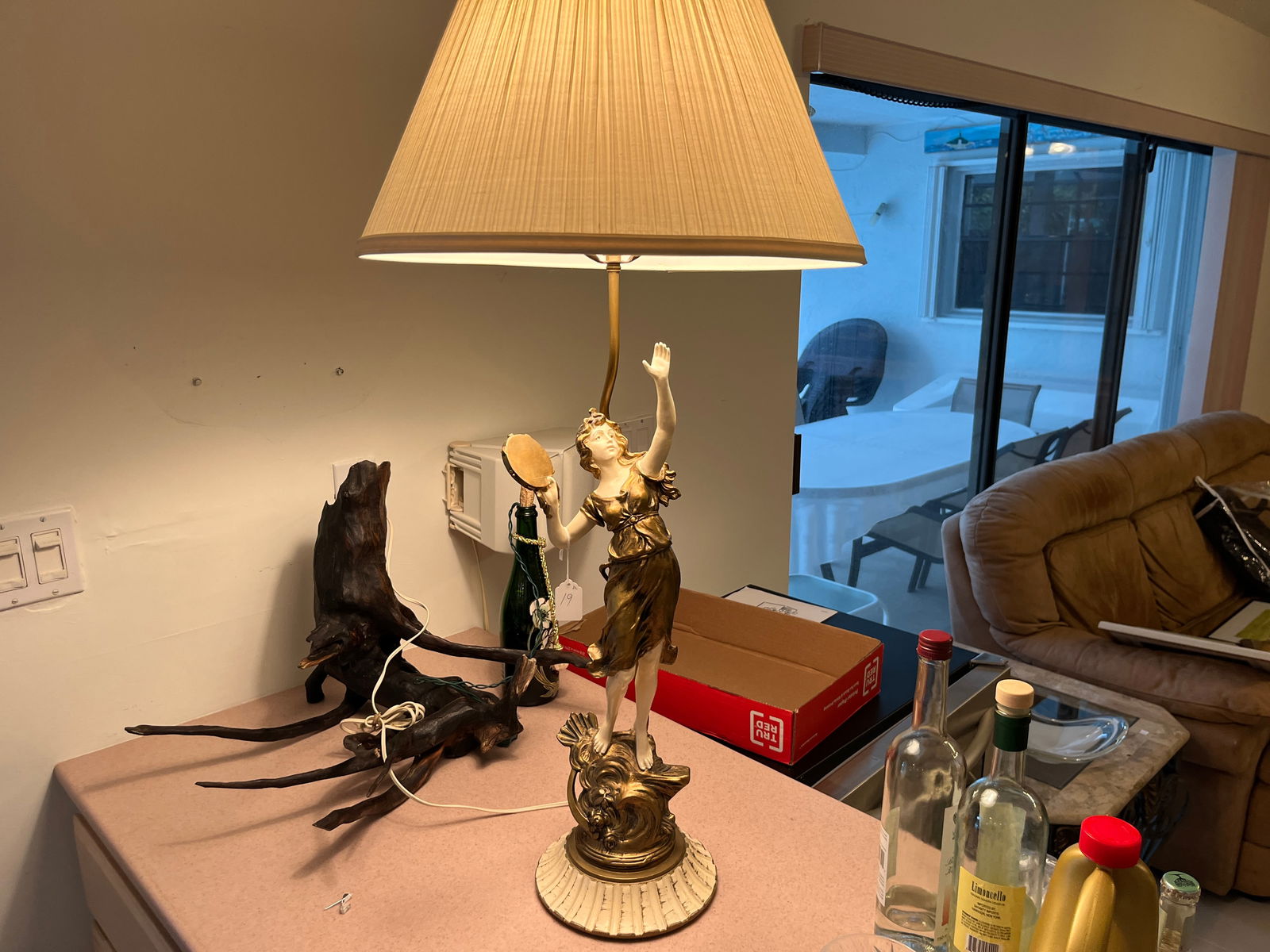 Vintage Figural Lamp, Collection Francaise (1 of 4)
