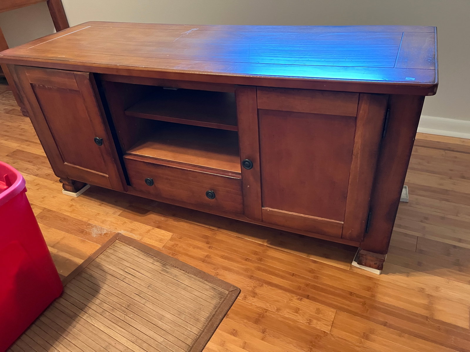 Mid Cent. Entertainment Stand: Mid Century Low Entertainment Cabinet