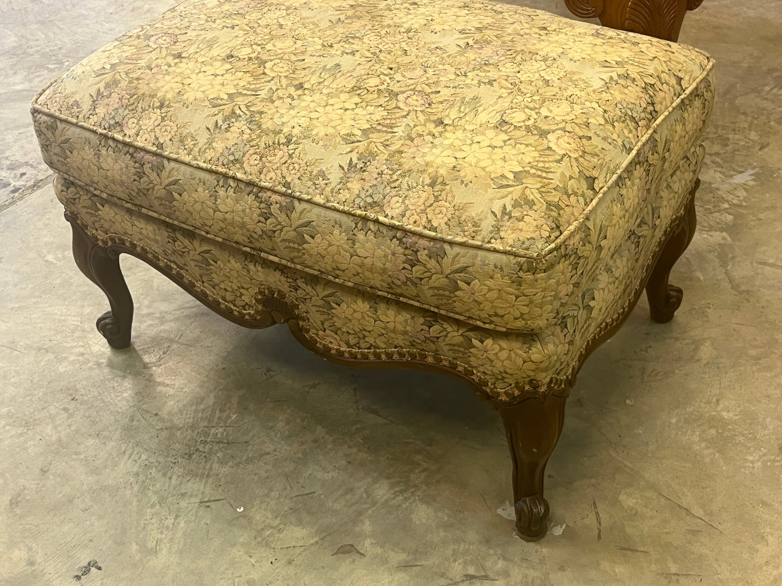 Brown/Beige Floral Ottoman: Brown/Beige Floral Ottoman, 18h x28w x 20d