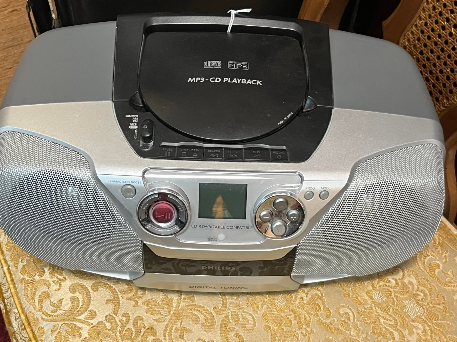 Philips Boombox MP3-CD Playback: Philips Boombox MP3-CD Playback