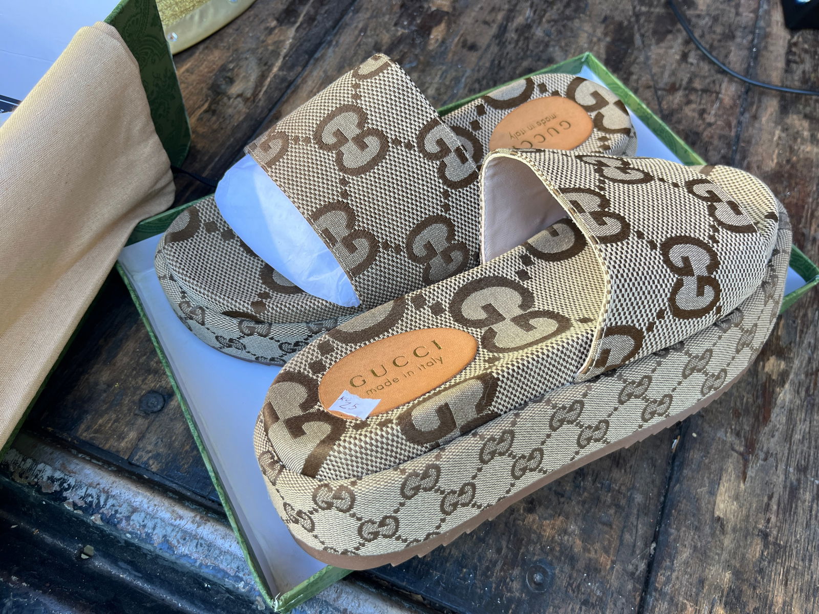 Gucci Platform Sandals (1 of 3)