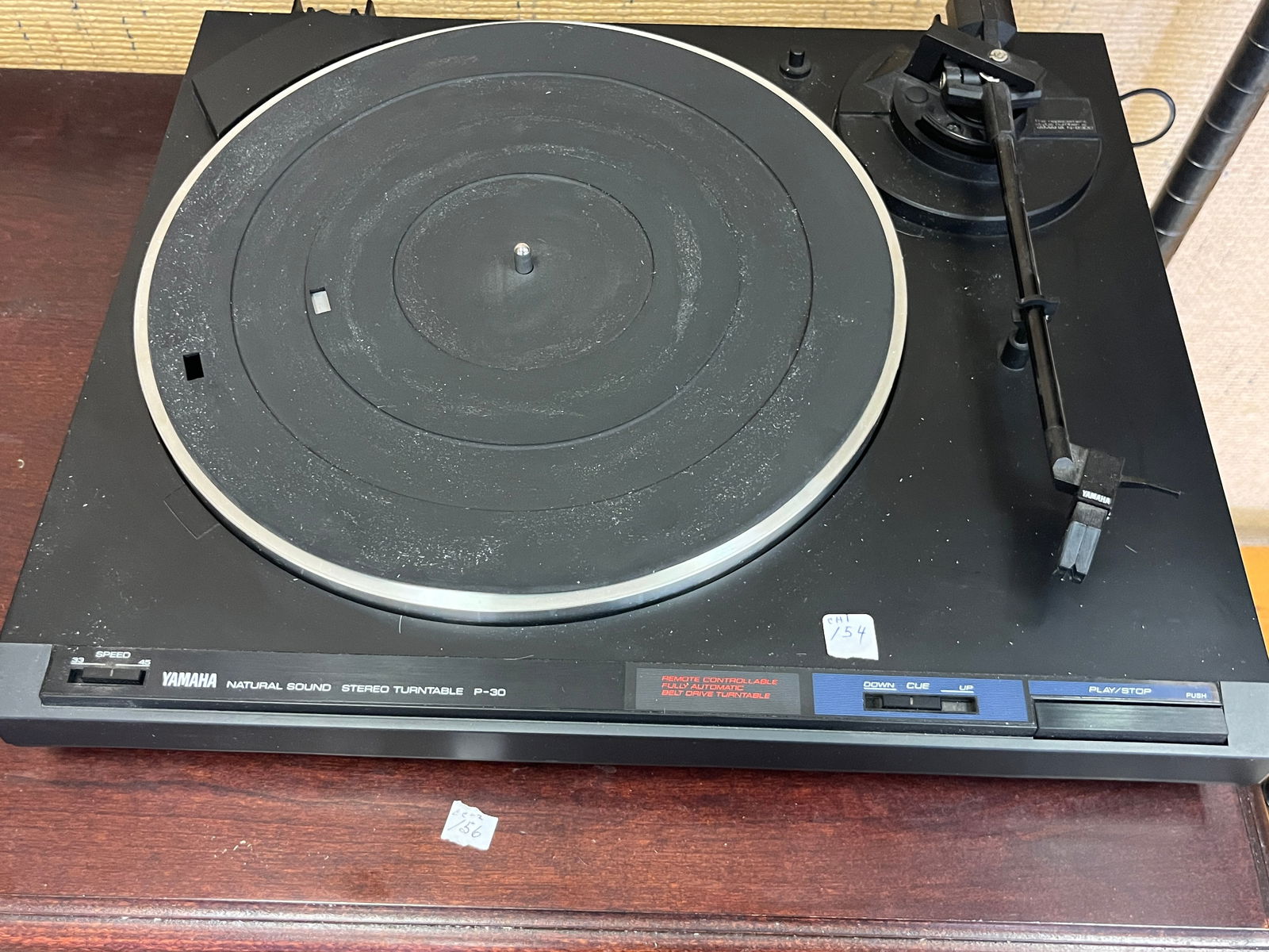 Yamaha Turntable (1 of 2)