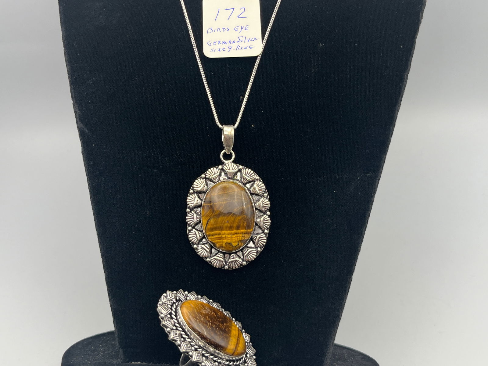 Bag Costume Jewelry (1 of 3)