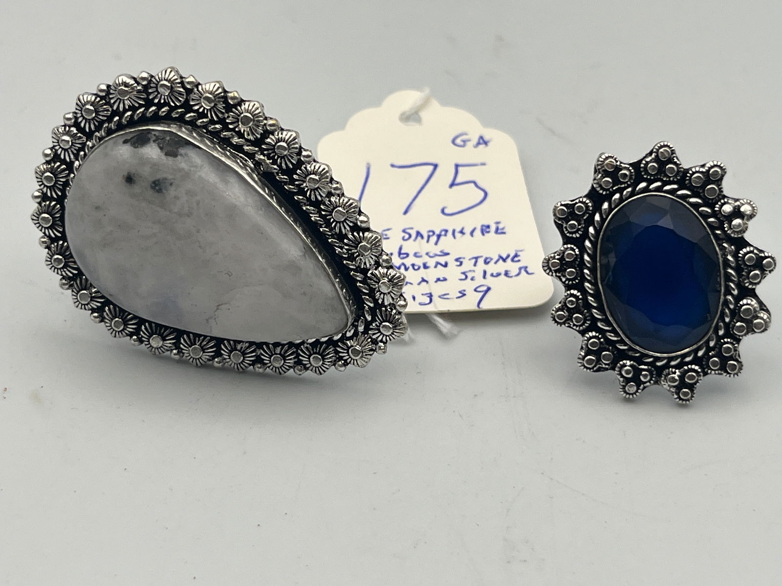 Bag Costume Jewelry (1 of 3)