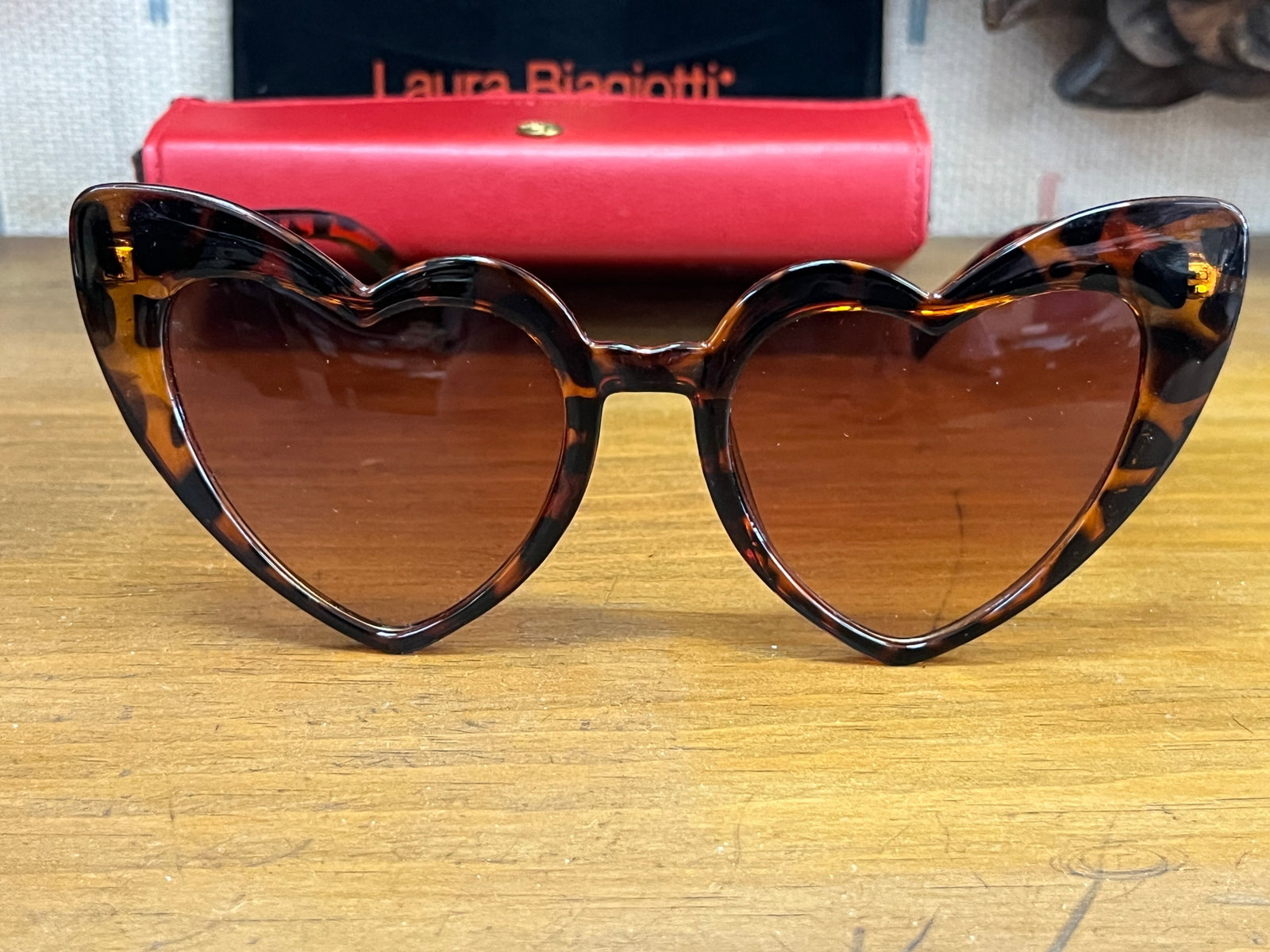 Laura Biagiotti-Italy Sunglasses: Laura Biagiotti-Italy Sunglasses