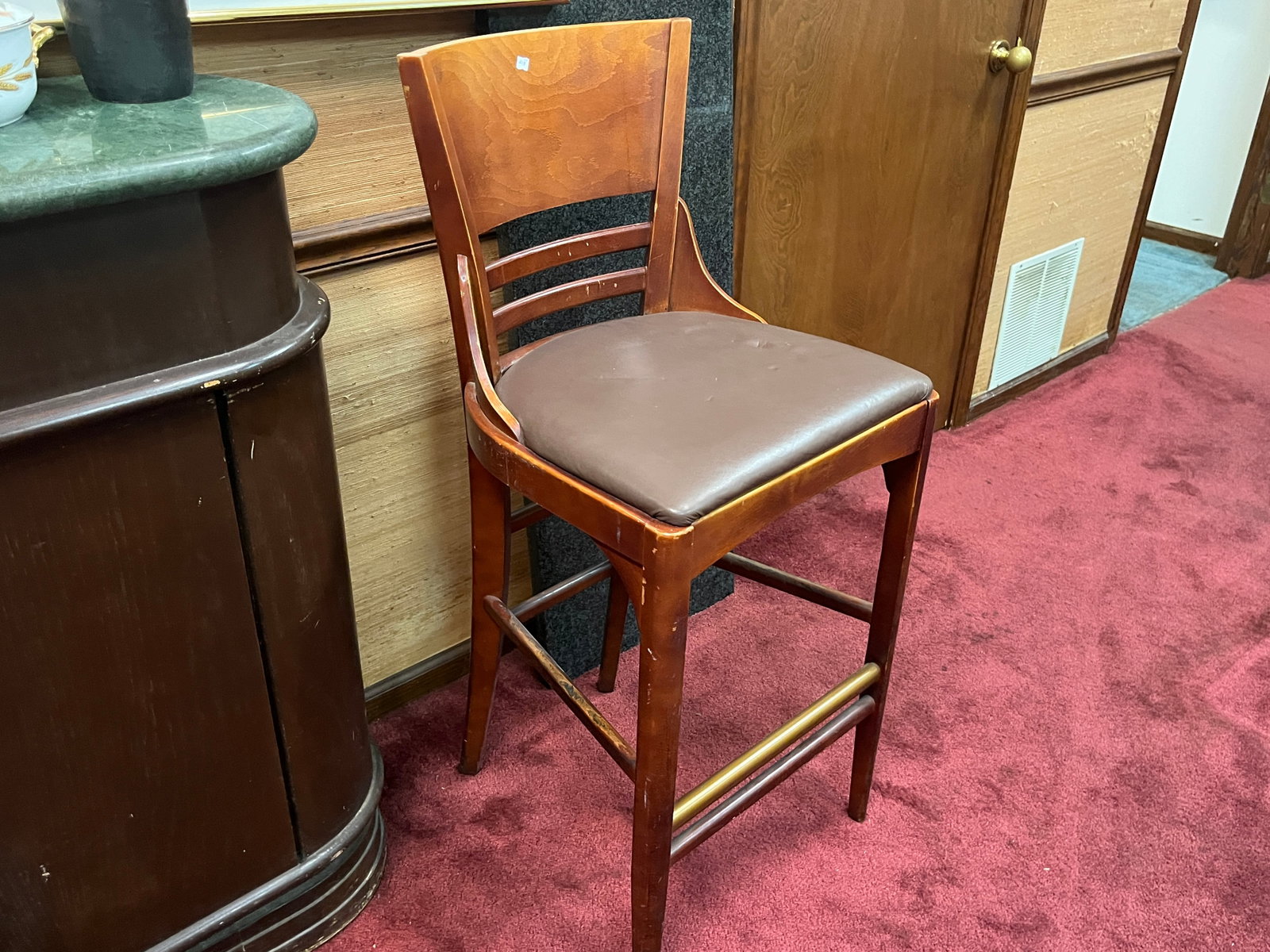 Bar Stool: Bar Stool
