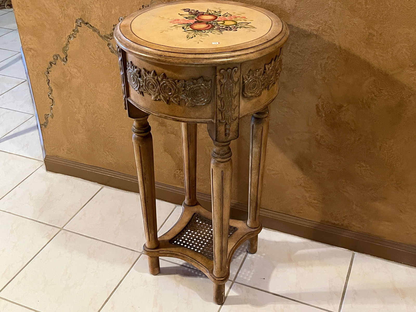 Italian Pedestal (1 of 4)