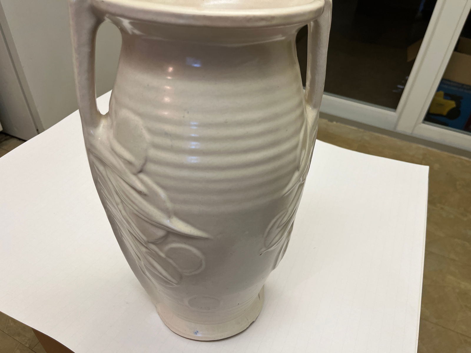 White McCoy Double Handle Vase (1 of 5)