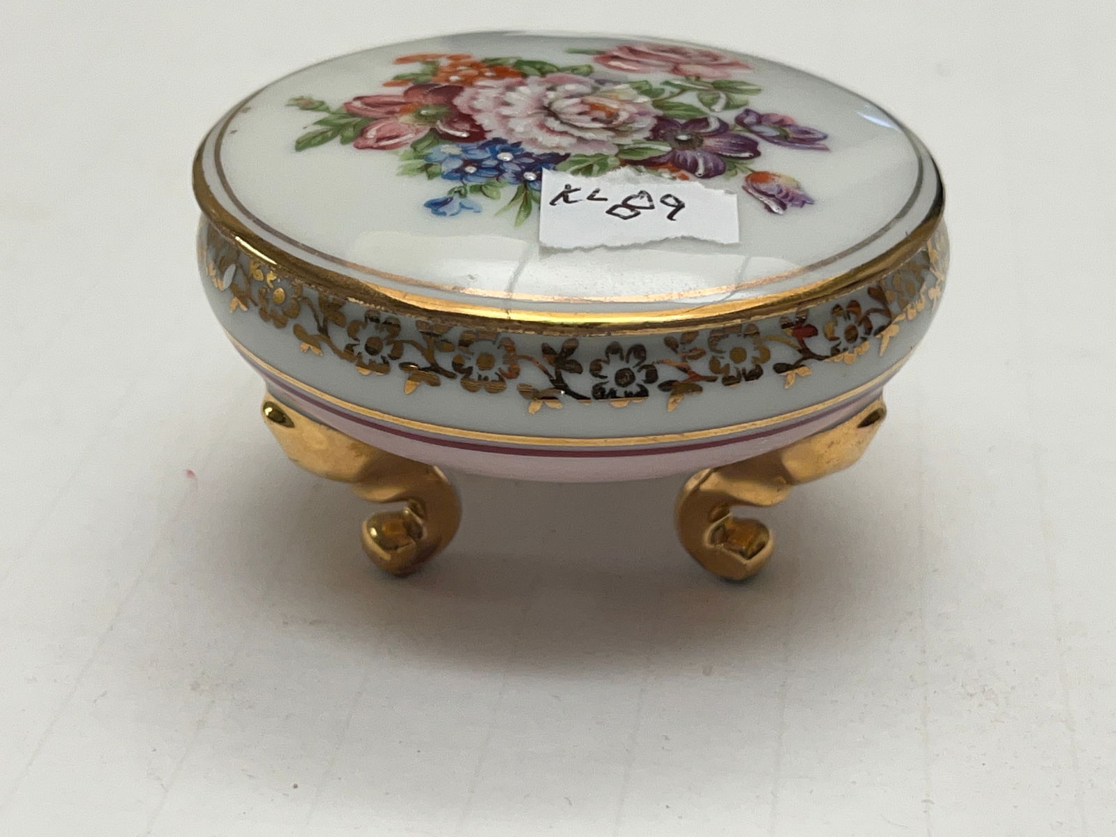 Limoges Footed Trinket Box (1 of 4)