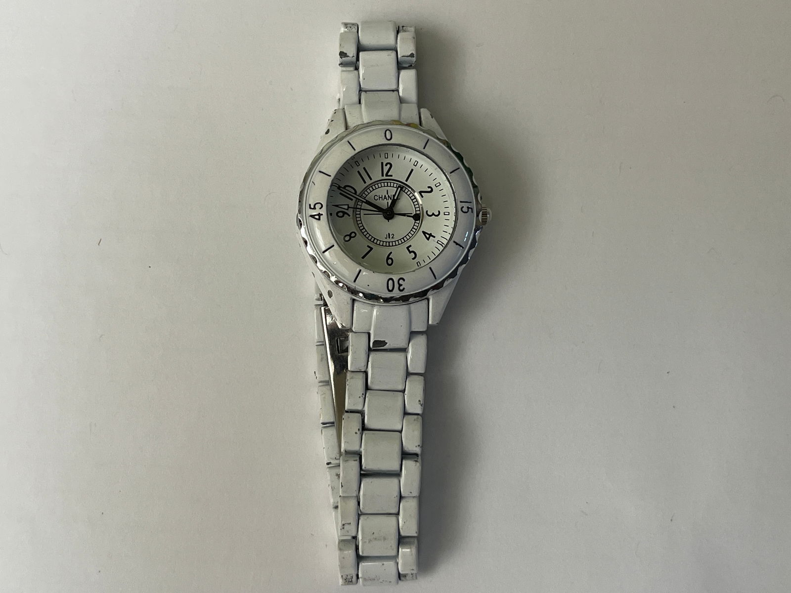 Chanel Watch Knockoff (1 of 4)