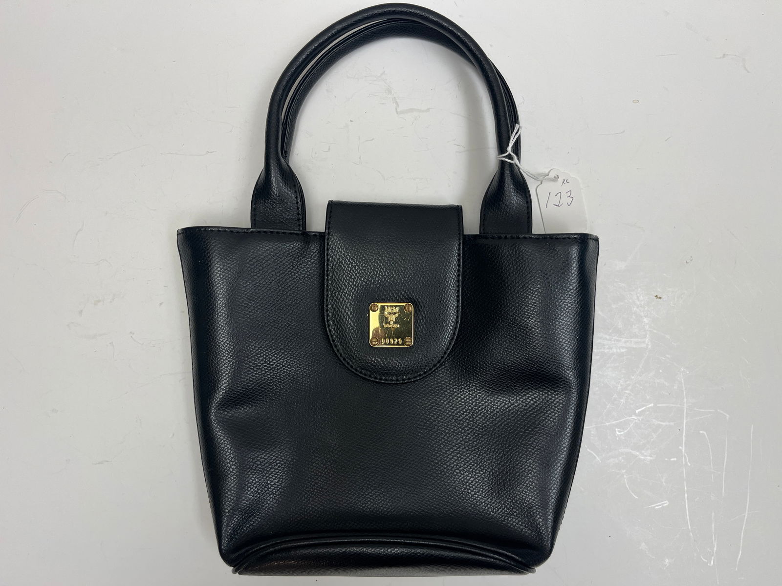 MCM Blk. Leather Handbag (1 of 3)