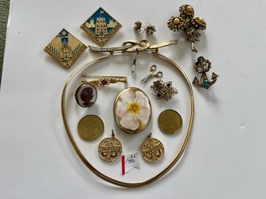 Bag Costume Jewelry