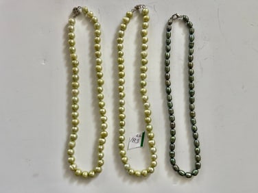 3-Pearl Necklaces