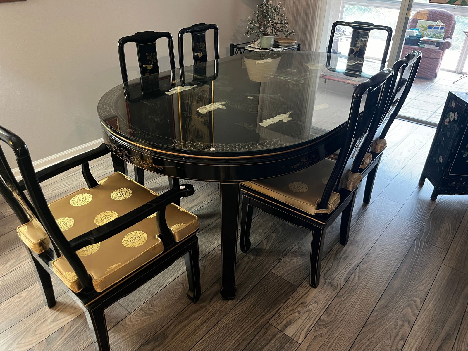 Blk.Lacquer Table/Chairs (1 of 12)