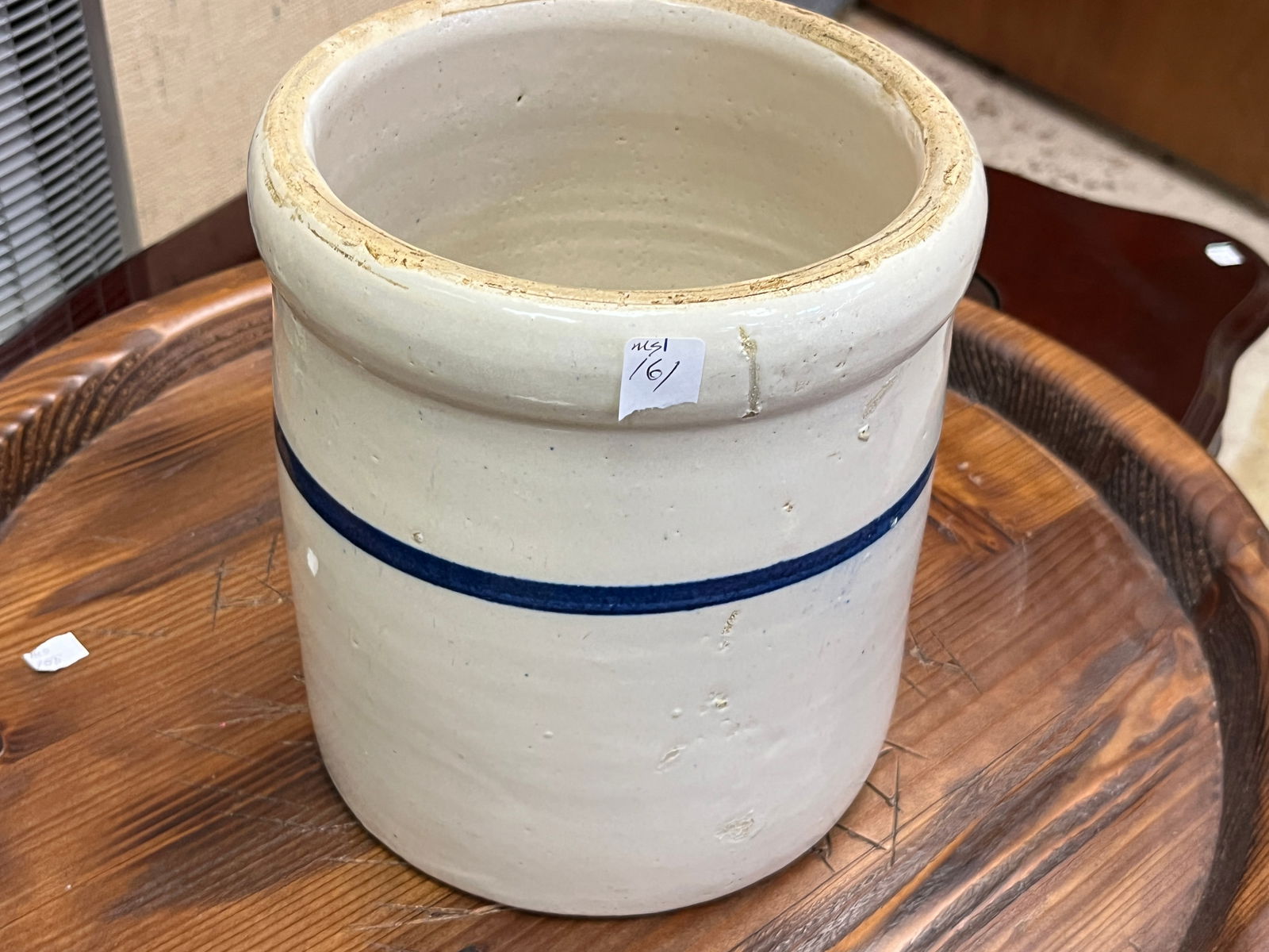 VTG Stoneware Crock: VTG Stoneware Crock, 8"h x 7.25dia.
