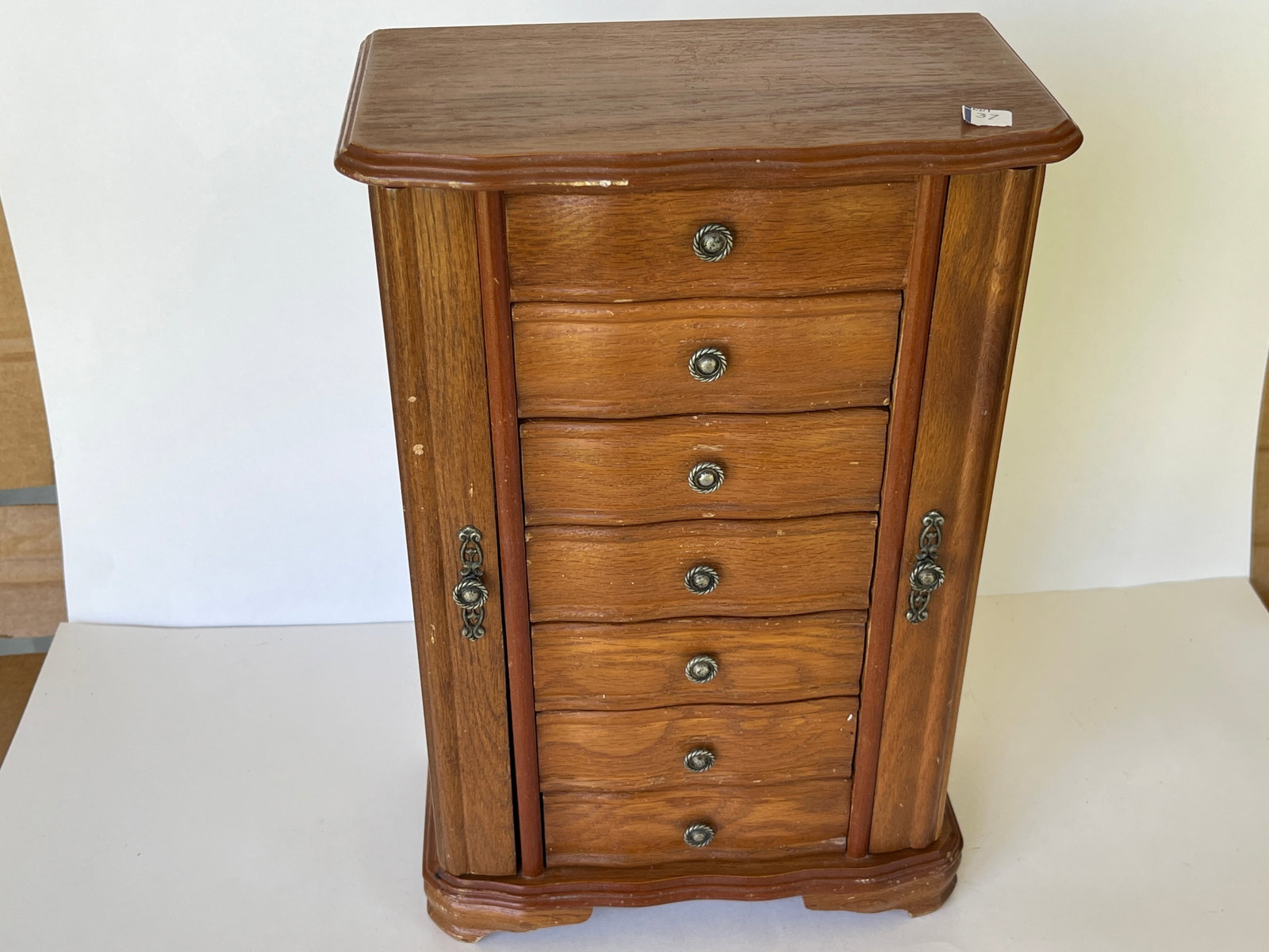 Jewelry Box: Jewelry Box