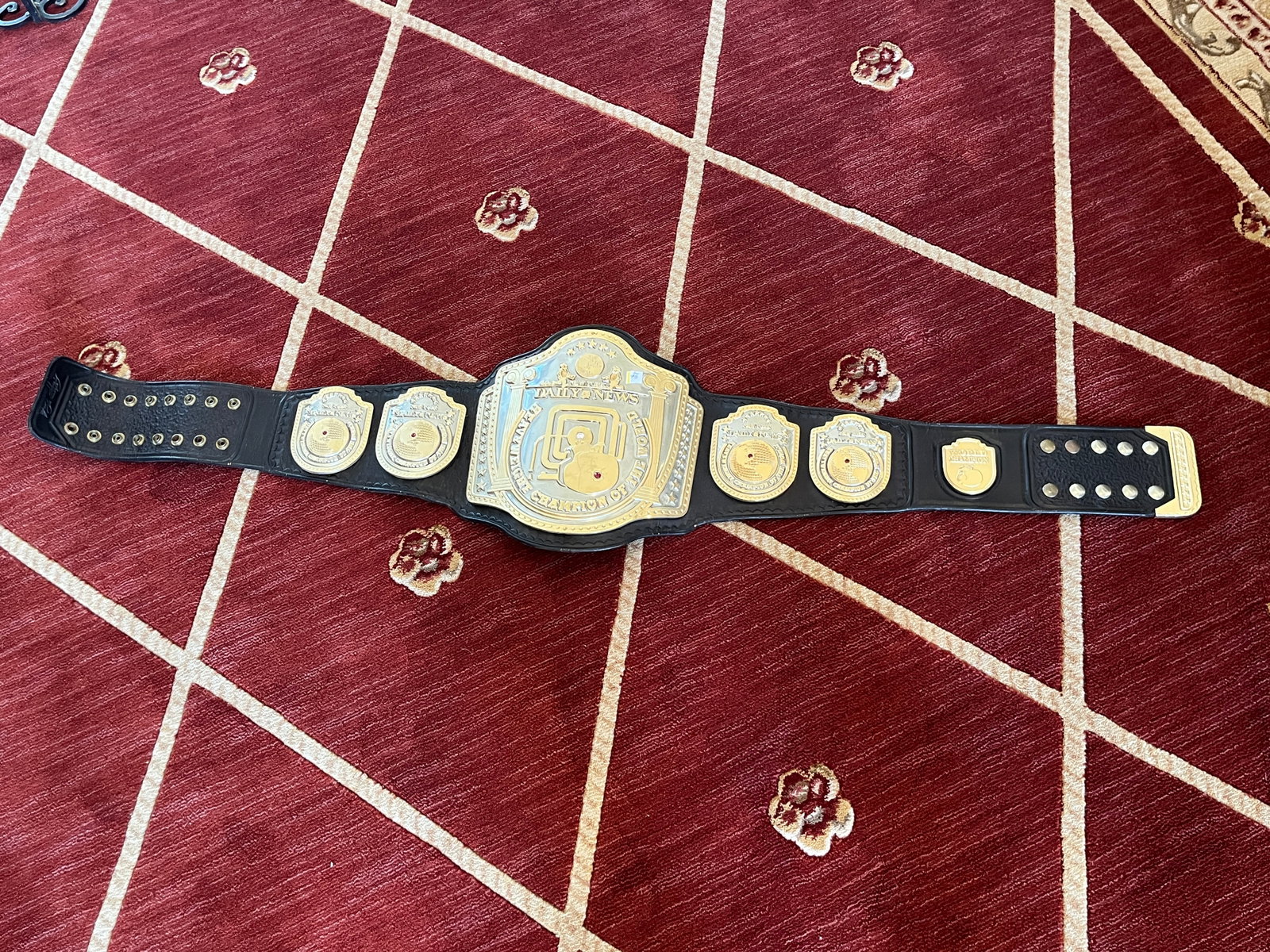 Reddick Bowe World Champion Belt: Reddick Bowe Won the NY Daily News World Champion.(defeated Holyfield for Heavy Weight Champion of the World in 1992) Won The NY Golden Gloves 1985-86-87-88
