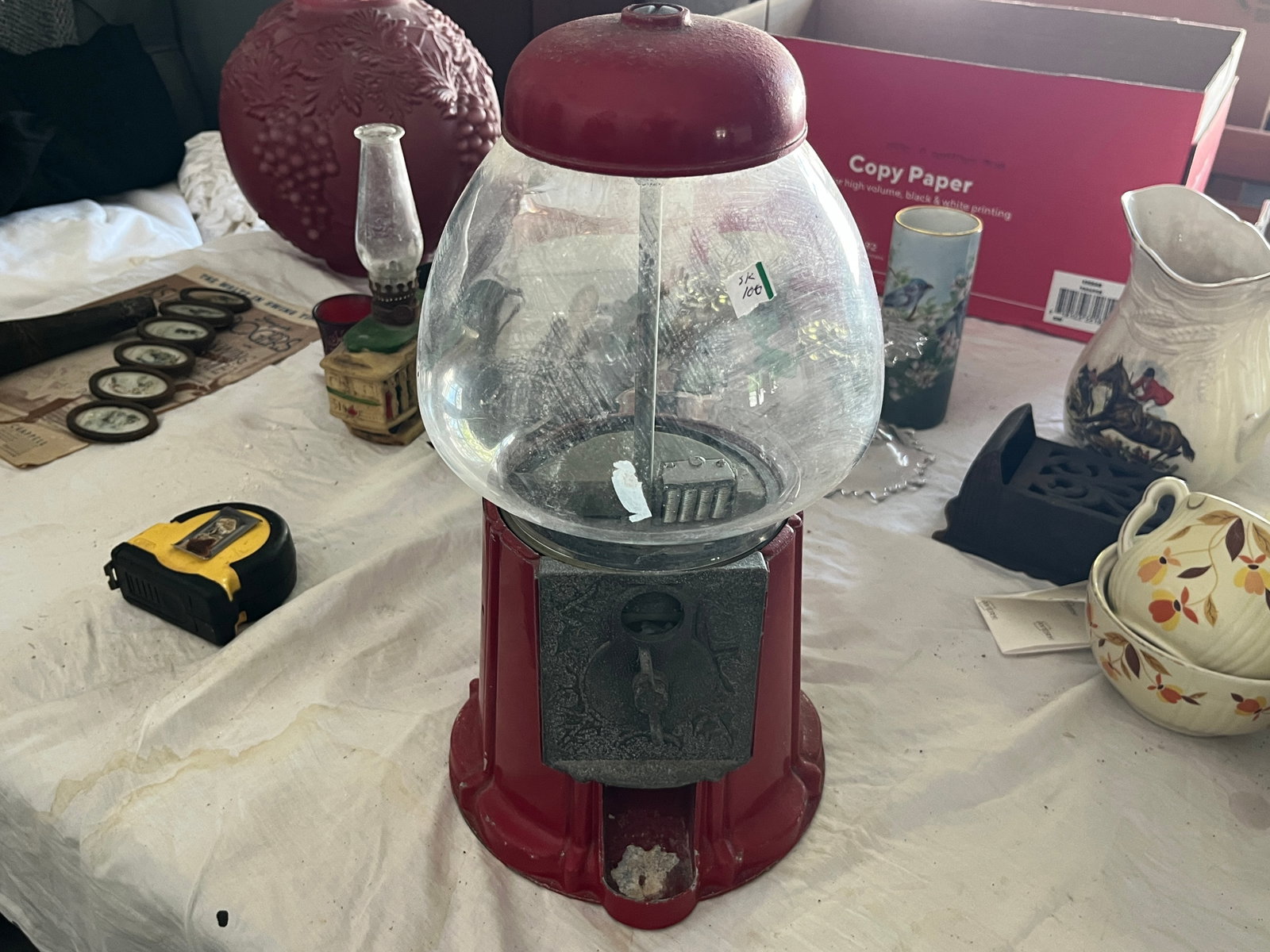 Peanut/Gum Machine: VTG Peanut/Gum Machine