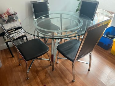 Rd.Glass Top Chrome Base Table/4-Chairs