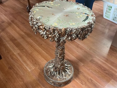 Gld/Sil Grape Vine Pedestal