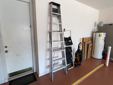 8'Step Ladder