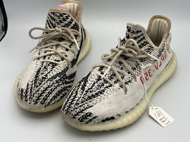 Yeezy Boost 350 Sneakers