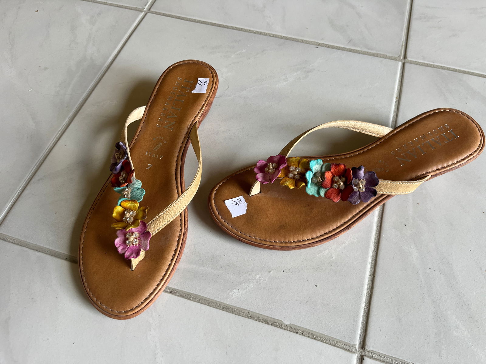 Italian Shoemaker Sandals: Italian Shoemaker Sandals size 7