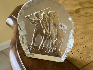VTG Crystal Glass Nybro Sweden Sculpture Paperweight, Golfer Swinging