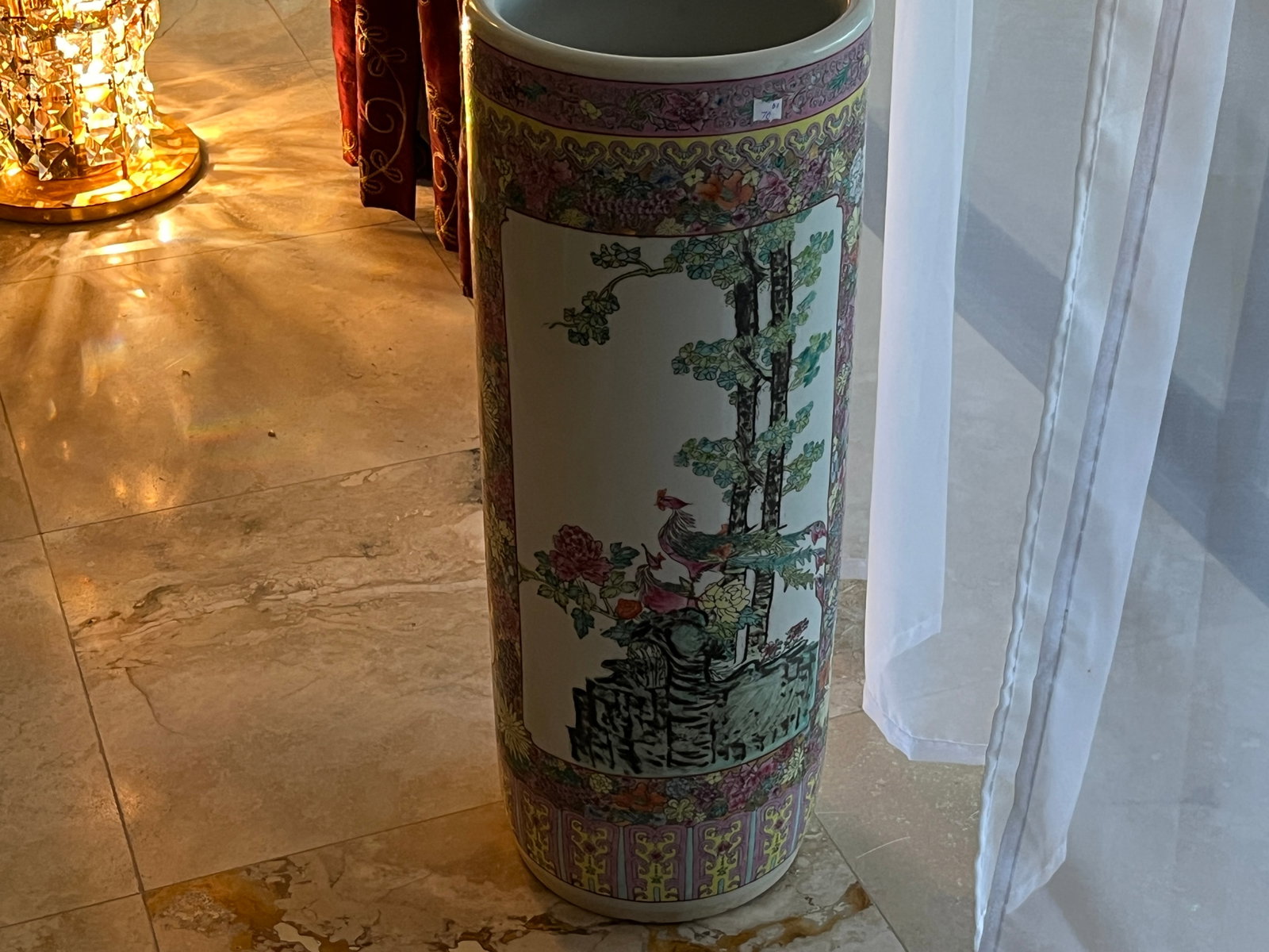 Chinese Famille Umbrella Stand: VTG Chinese Famille Porcelain Umbrella 24"h Stand