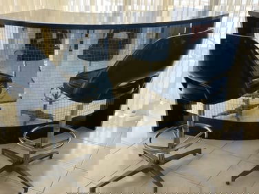 VTG Mirrored Front Curved Bar/2-Bar Stools