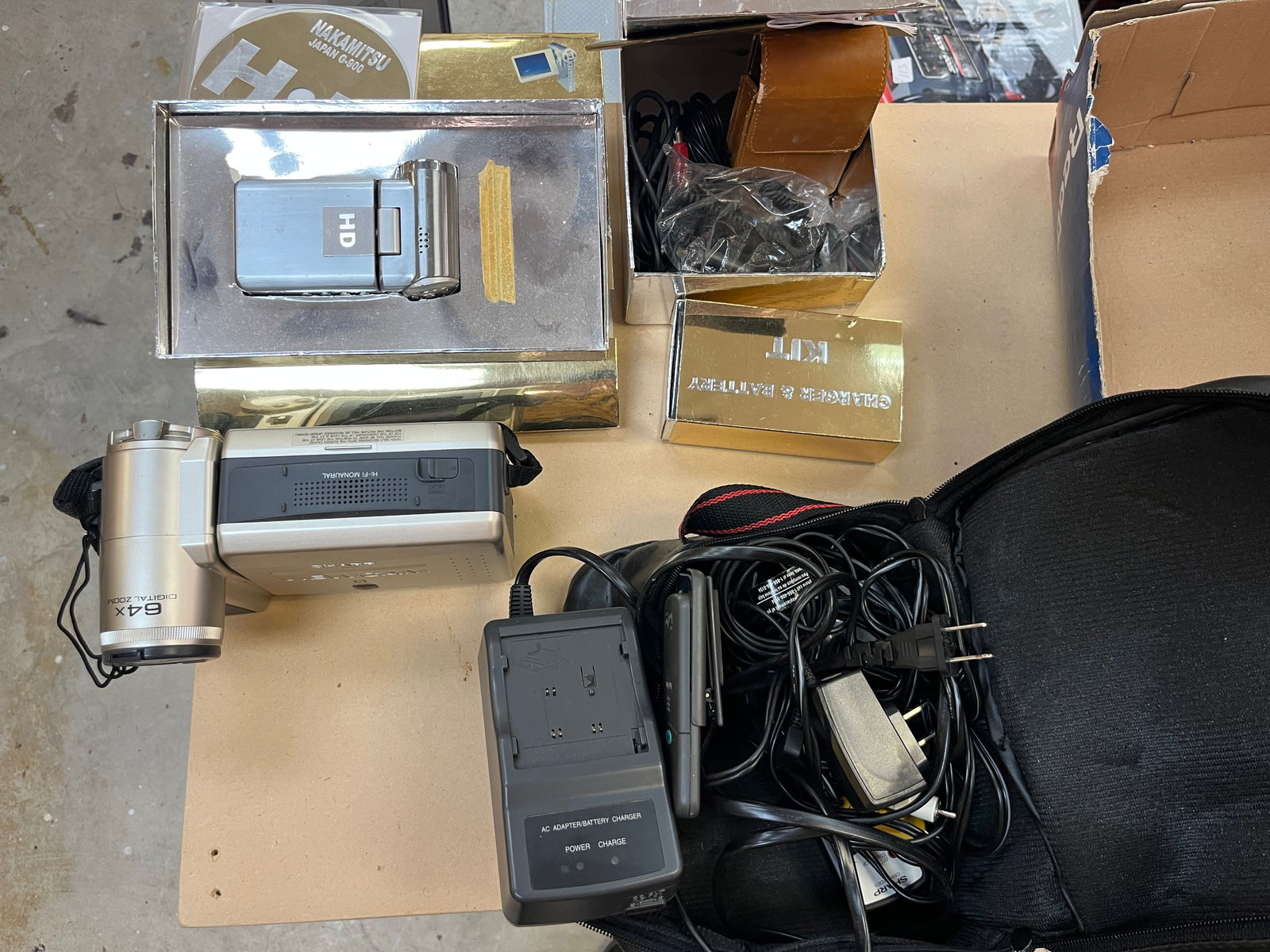 Box Lot (View Cam Digital Camera) (1 of 5)